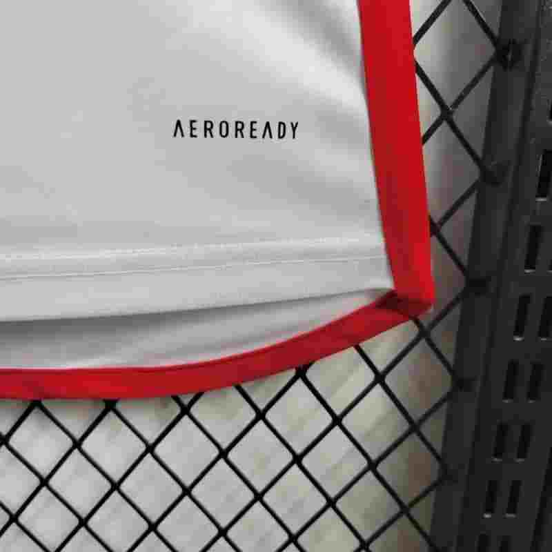 Feminina Flamengo 24∕25 Auswärts