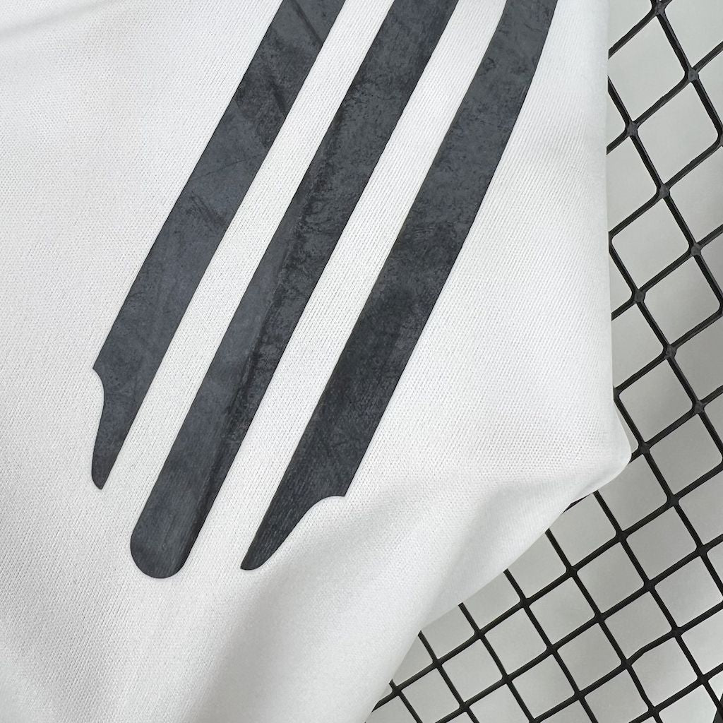 Jersey do Real Madrid Retrô 2005/06 Home