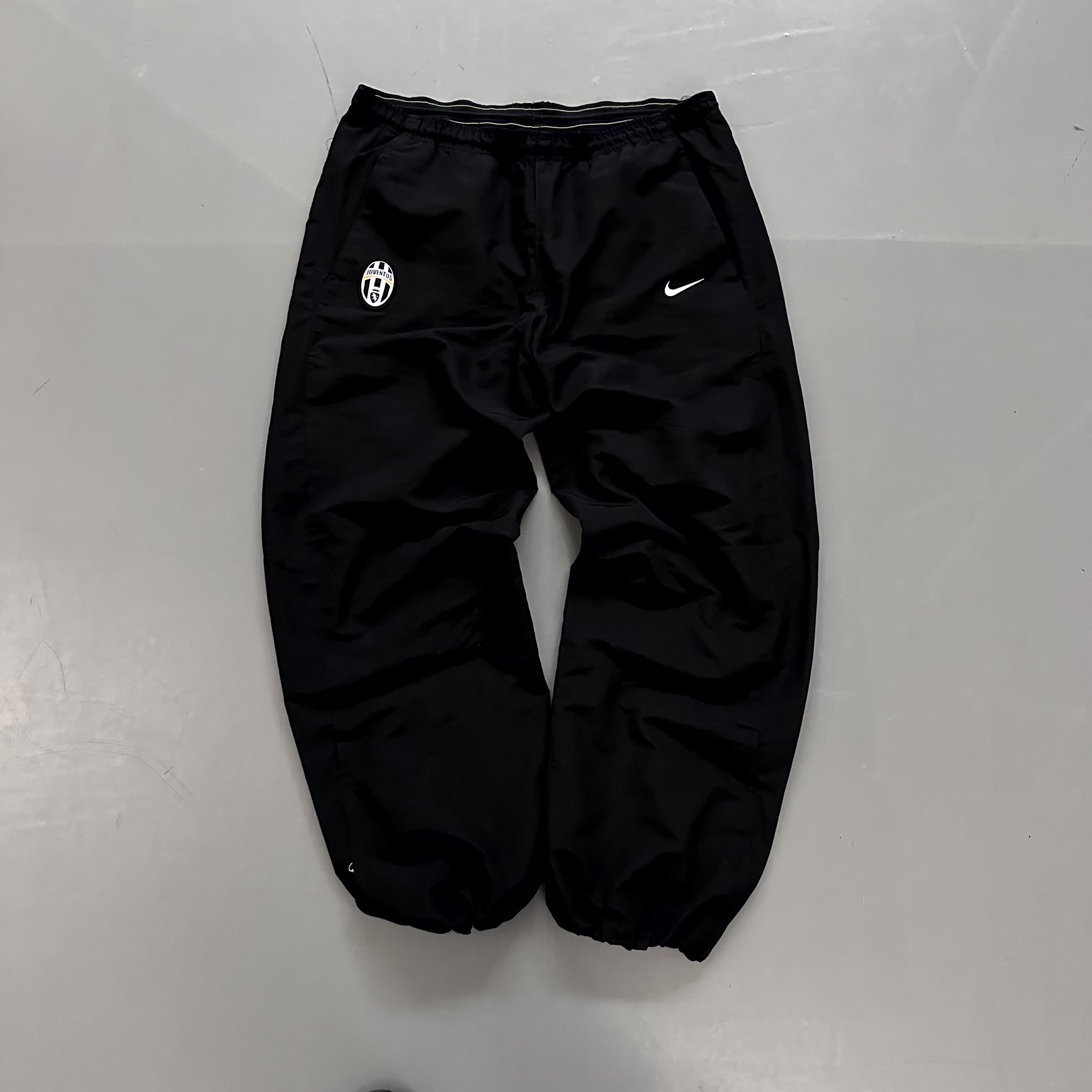 Nike x ユベントスFC ヴィンテージジャケット 2009/10