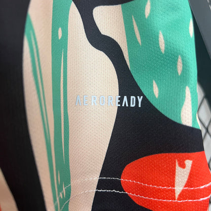 Trikot 24∕25 Arsenal vor dem Spiel 