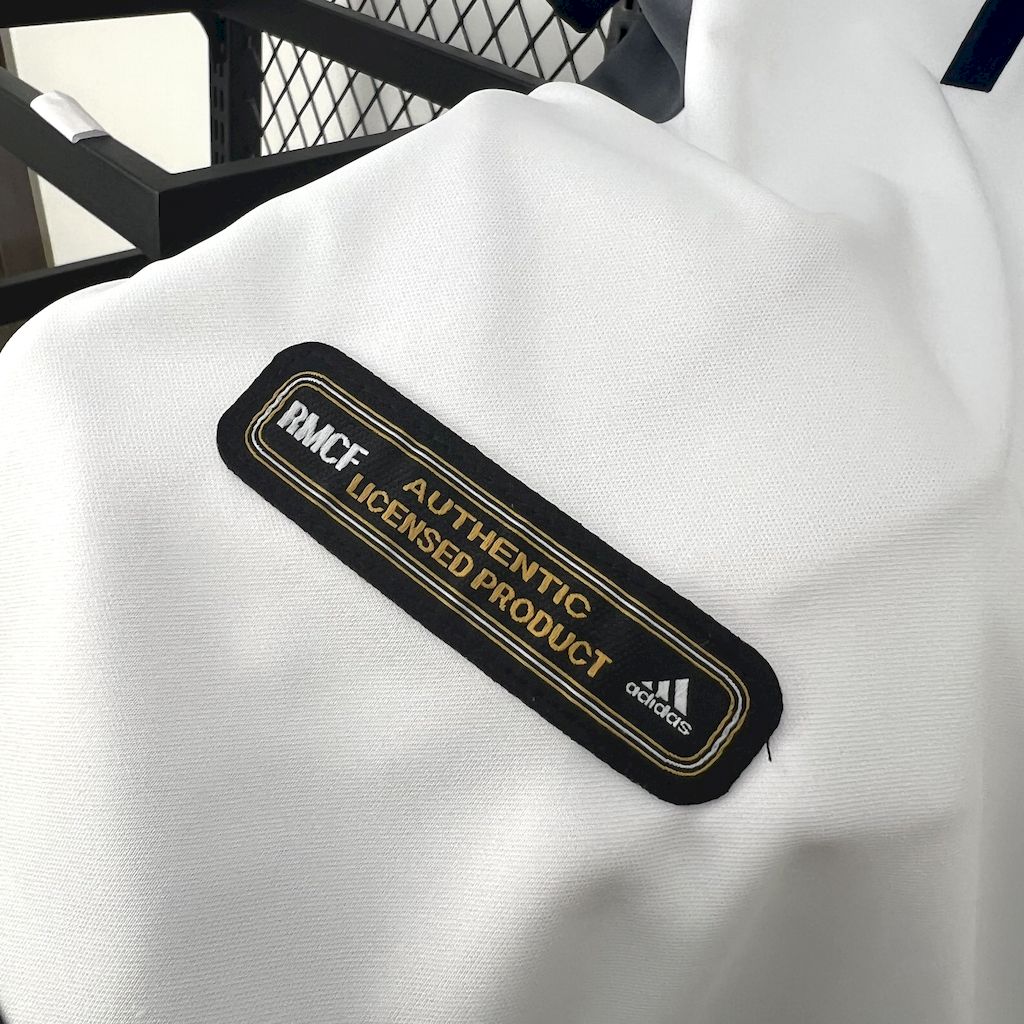 Trikot von Real Madrid Retro 2000/01 Home 