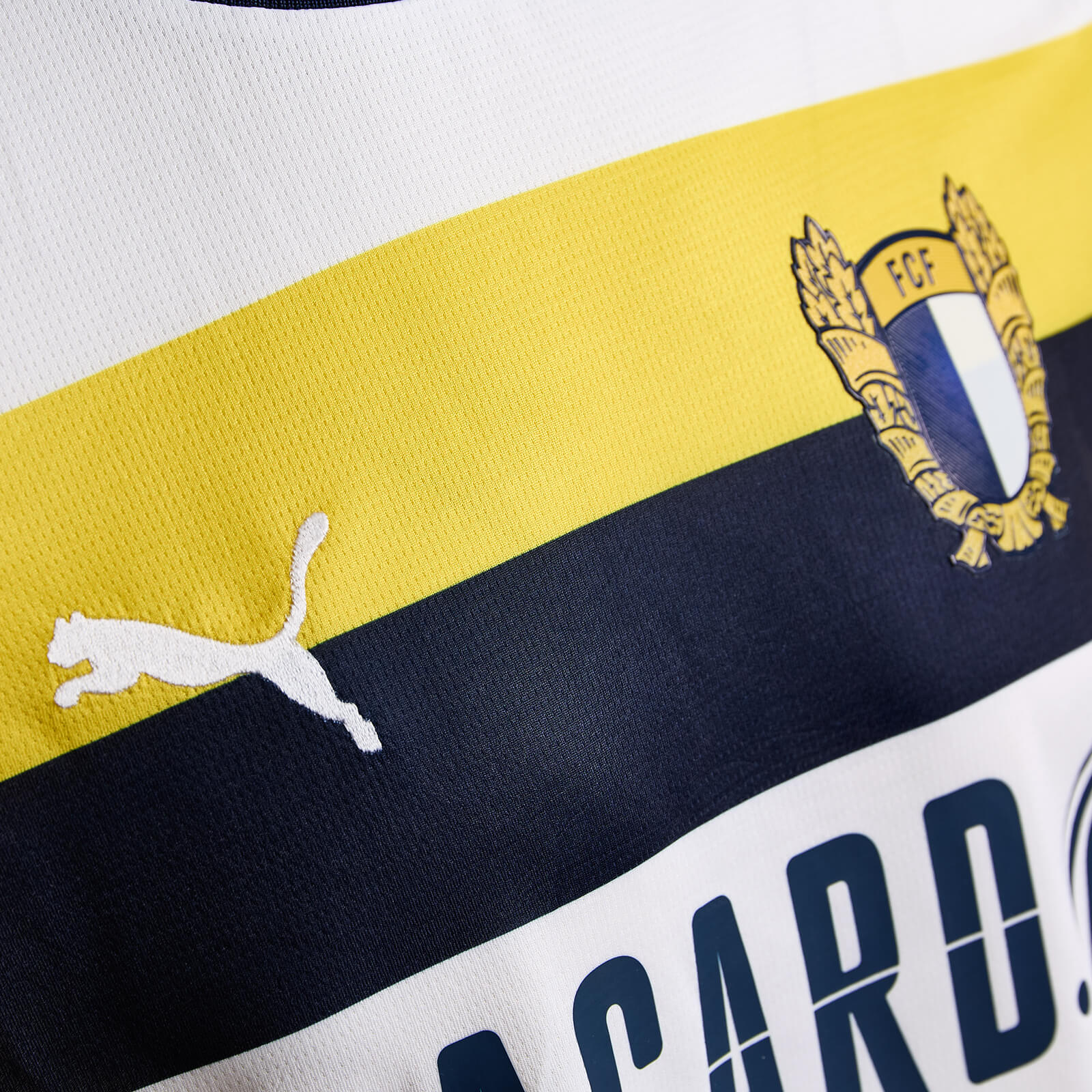 Jersey Famalicão 25/26 Home