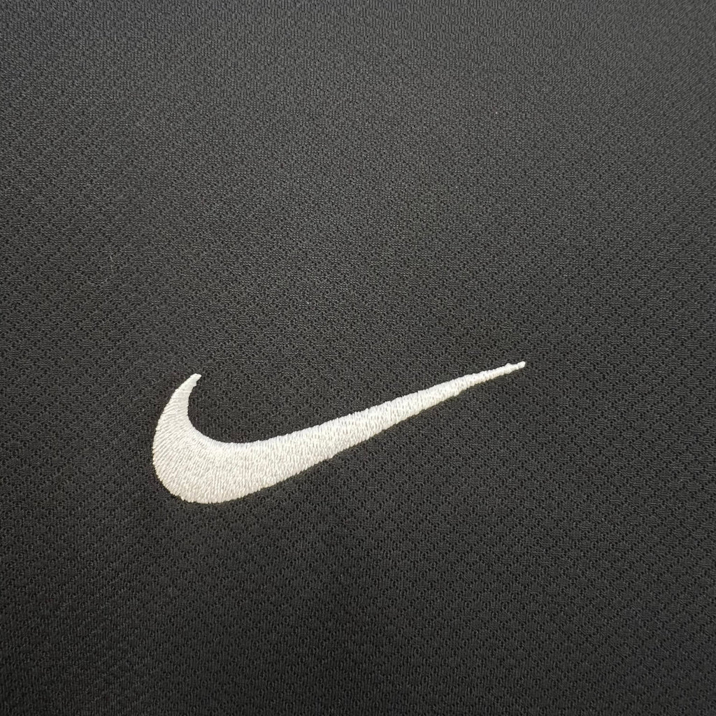 Trikot Feminina Eintracht Frankfurt 24/25 Auswärts 