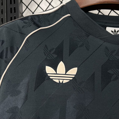 Jersey Real Madrid 24∕25 Special Edition Black