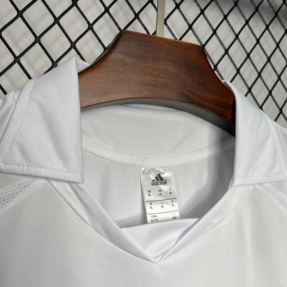 Trikot Real Madrid l Retro 2005/06 