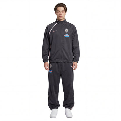 Nike x ユベントスFC ヴィンテージジャケット 2005/06