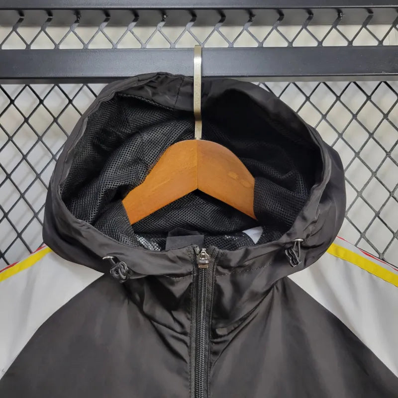 Windbreaker Bélgica 24/25 - Preto e Branco